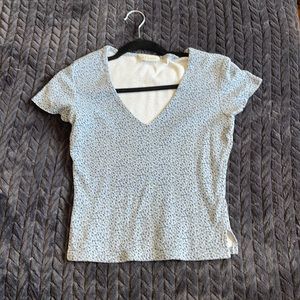 Blue flowered crop tshirt